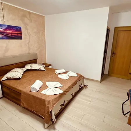 Andrada Эфорие Норд